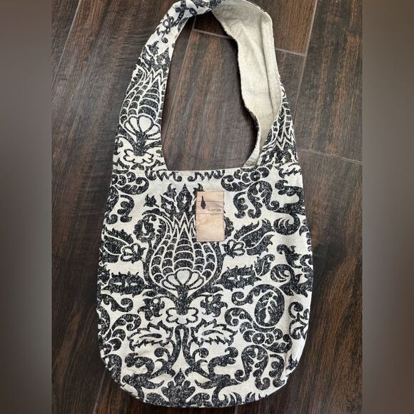 Flipped Bird Baroque Damask Print Hobo Bag – Reversible Eco Canvas Tote - Picture 6 of 10